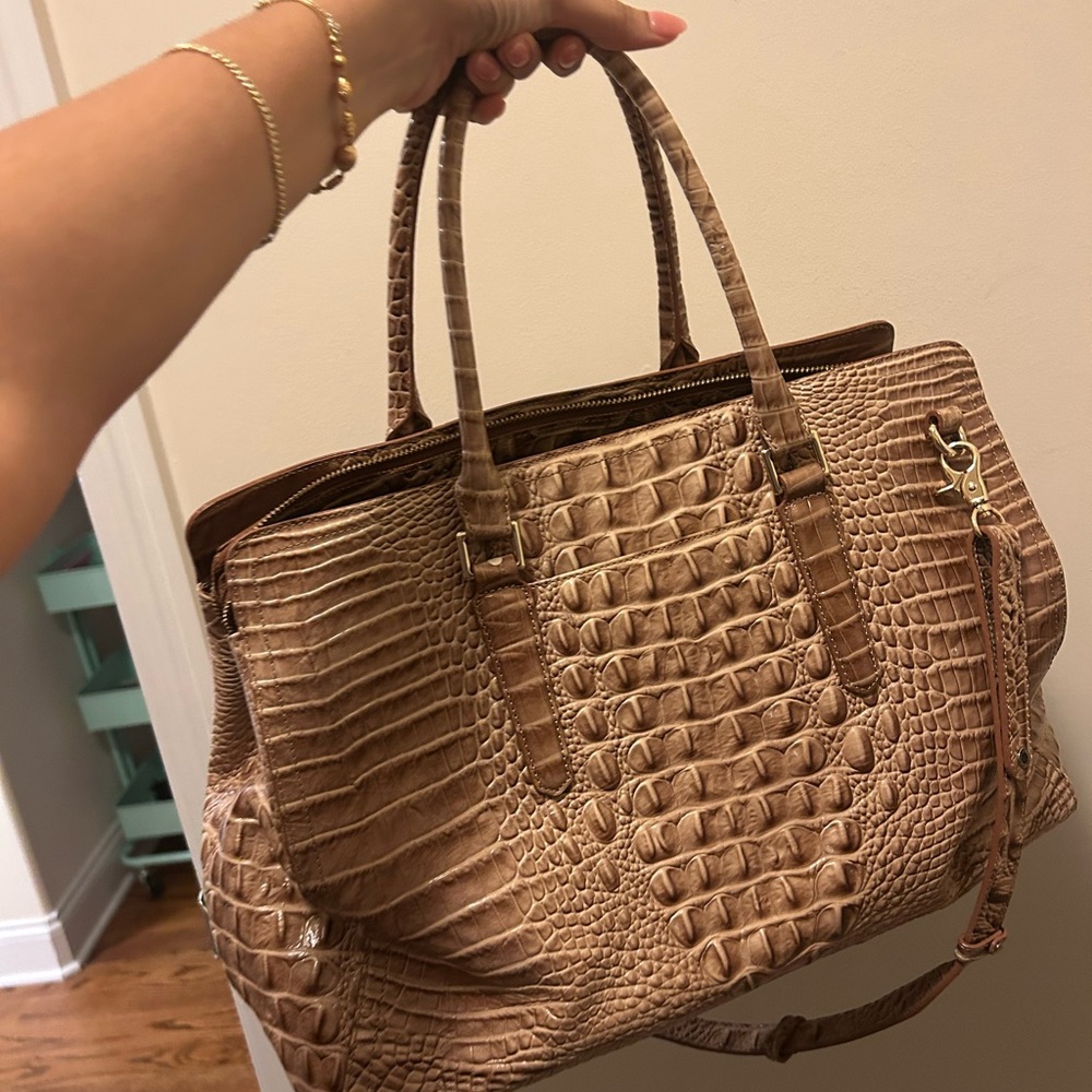Elegant Crocodile-Embossed Tan Handbag Brahmin